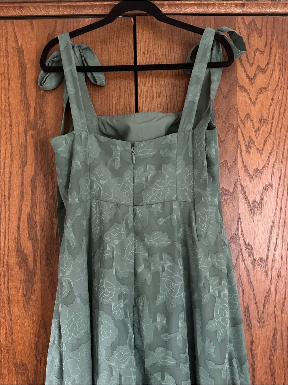 Azazie Debra Eucalyptus A-Line with Pockets Floral Burnout Dress Size 12 - Picture 5 of 6